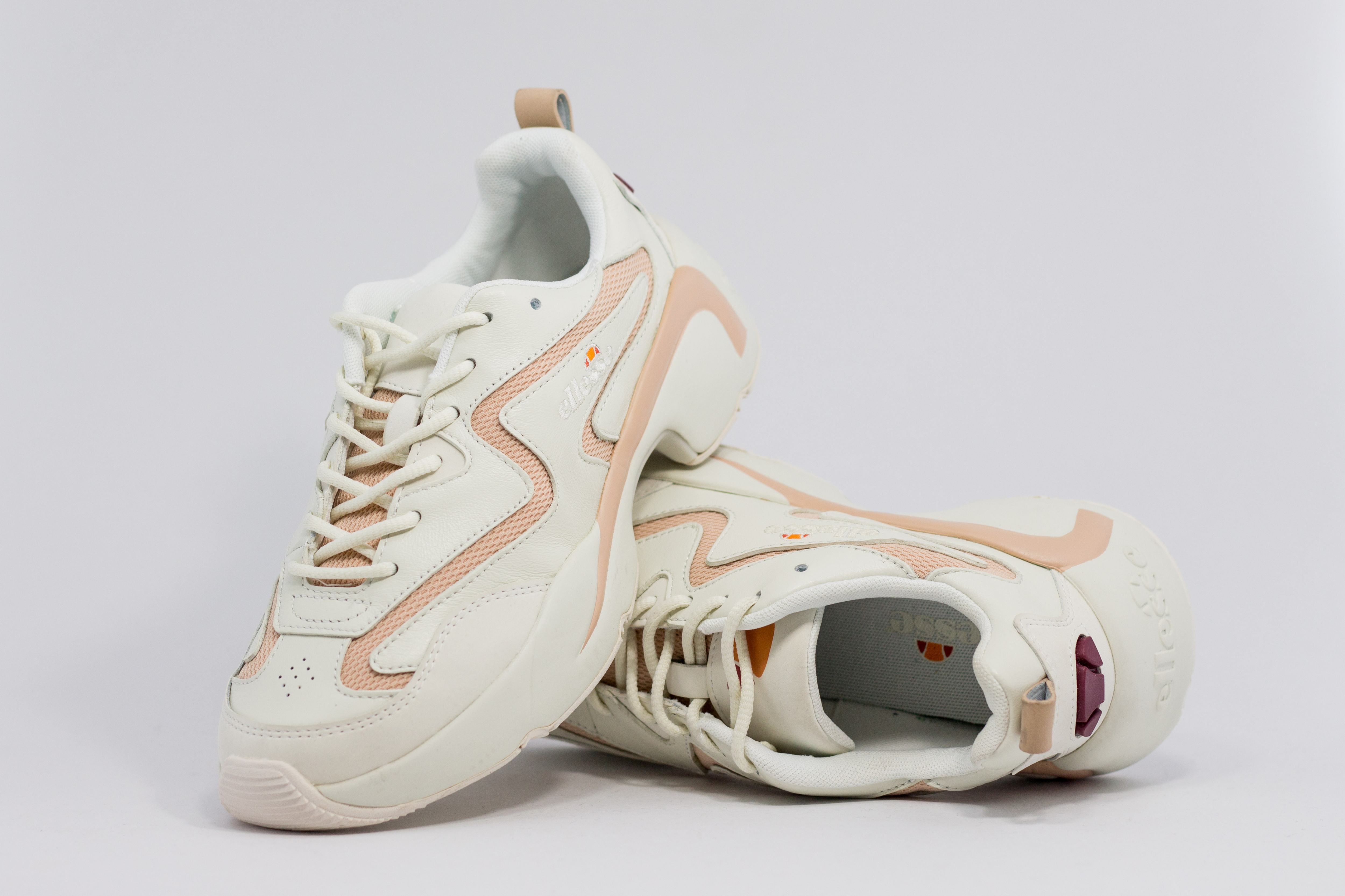 ellesse indus trainers