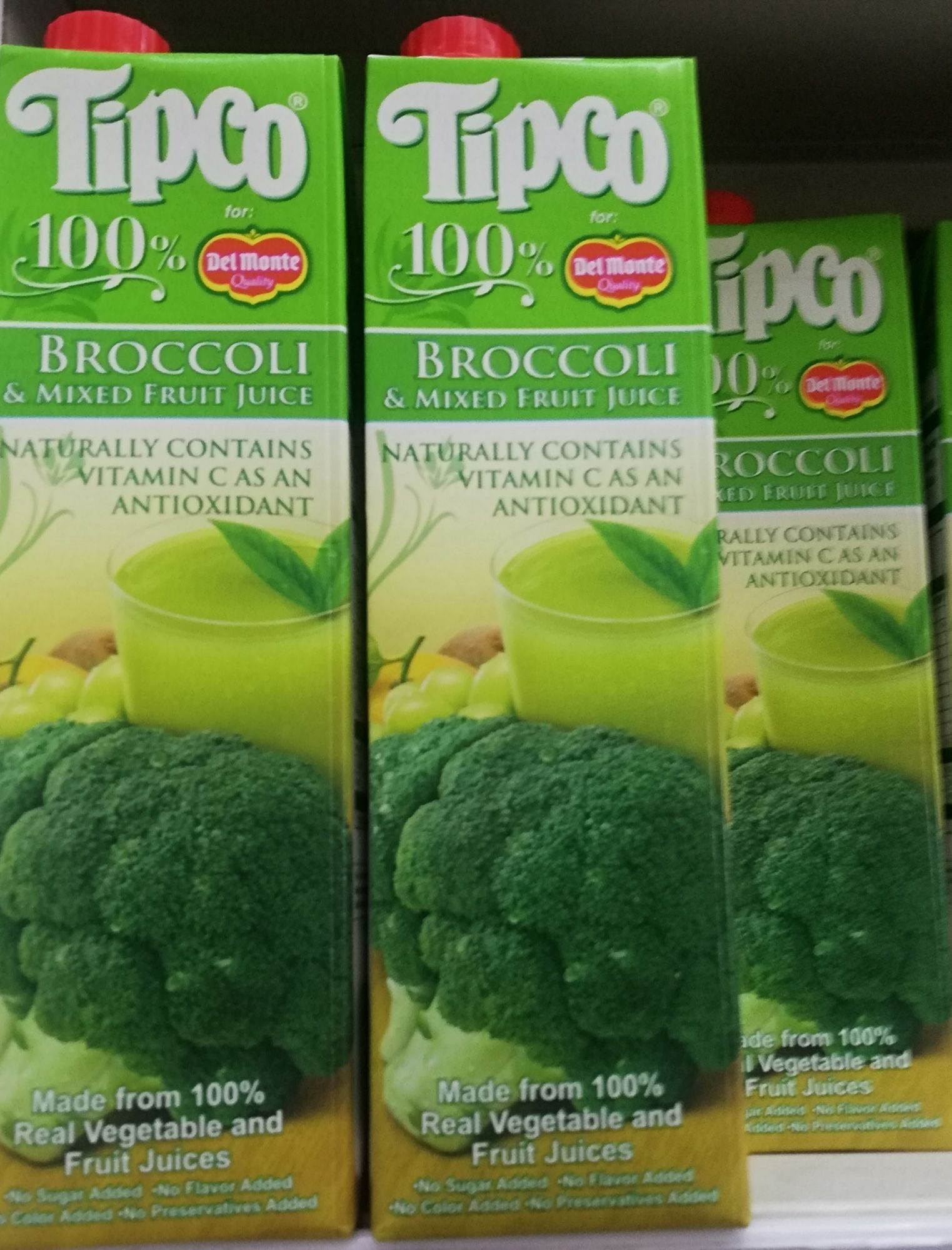 TIPCO 100 BROCCOLI AND MIXED FRUIT JUICE NATURALLY CONTAINS VITAMIN C