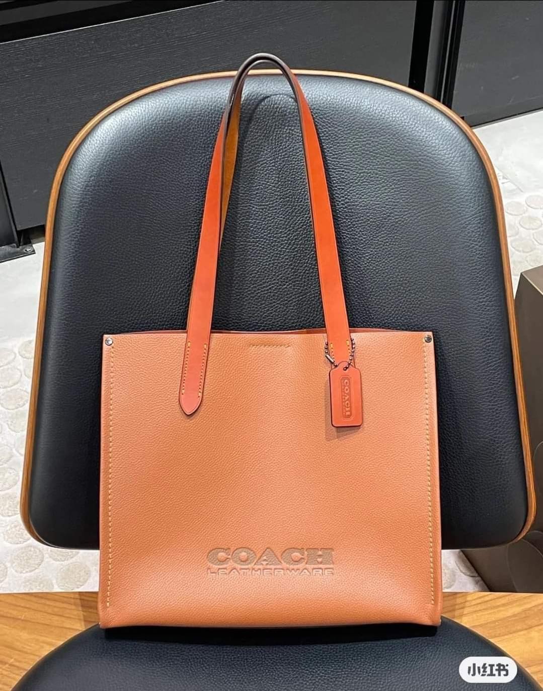 Coach Women's Nomad Tote Bag in Black | Leather
