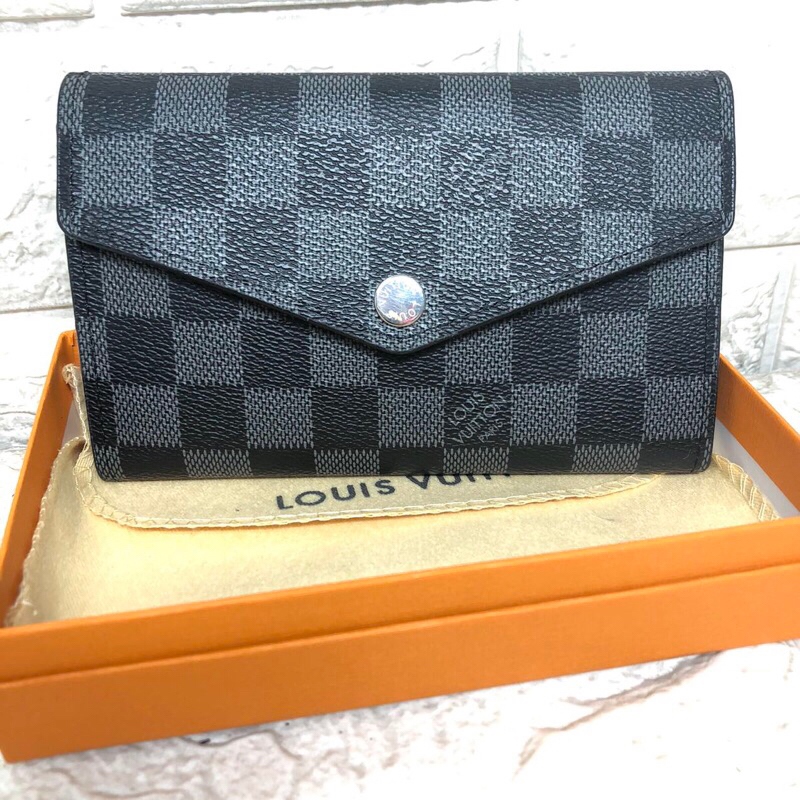 Philippines Ready Stock】☋♕◇KandP BRAZZA One Fold Wallet #62665 no box and  no dustbag