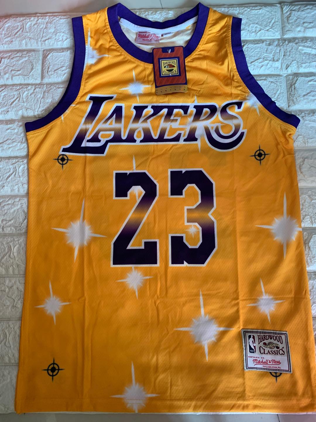 lakers 23 james jersey