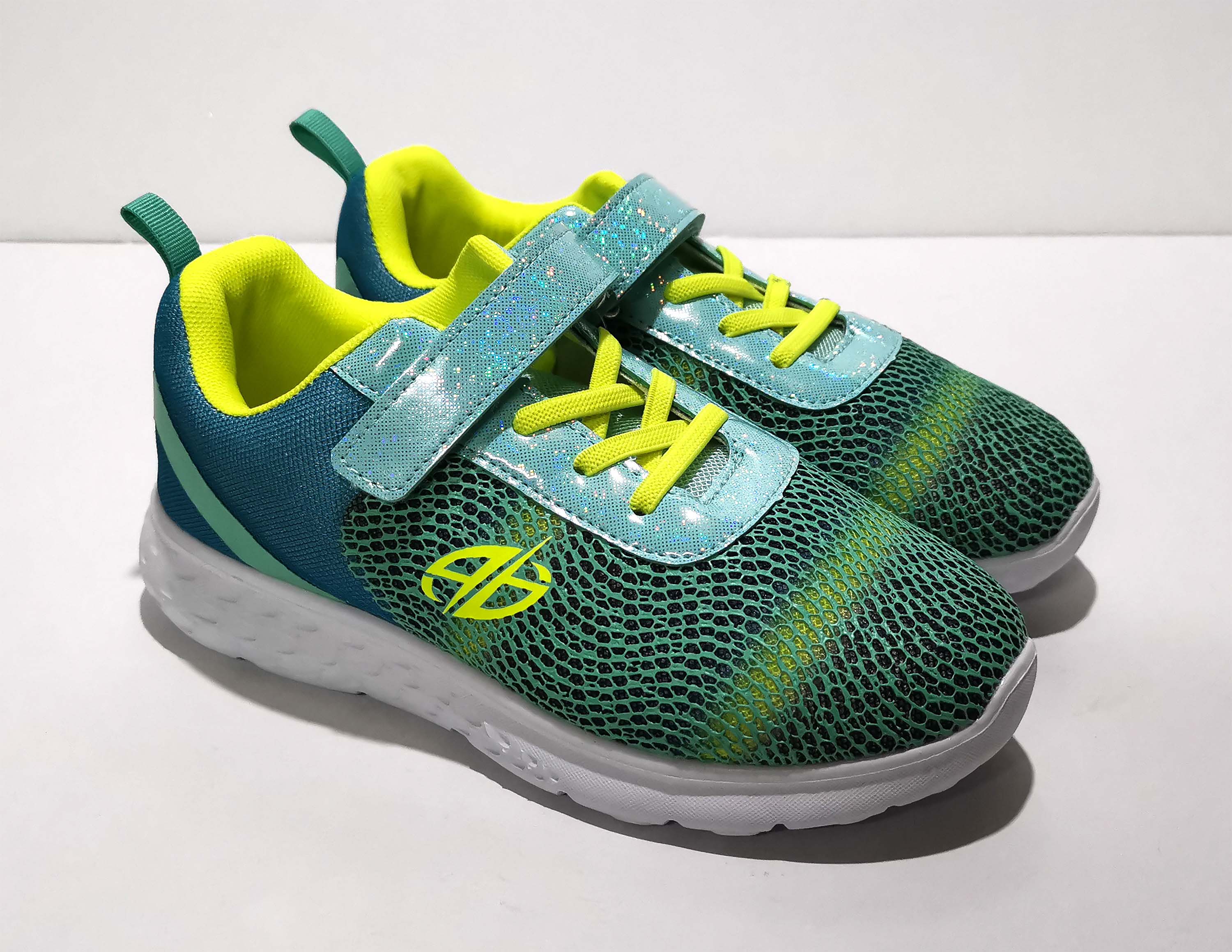 nike air balance shoes