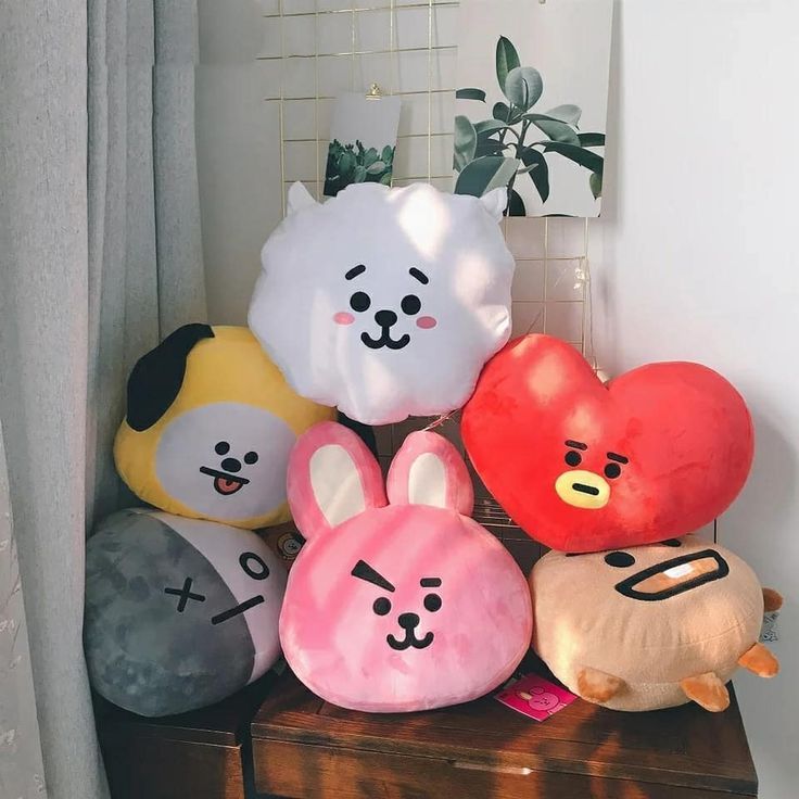 KF BT21 Character Head Pillow (30x40)