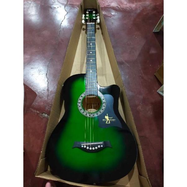 Davis 38C Acoustic Guitar with Guitar Bag String Set Chord Chart Capo 2