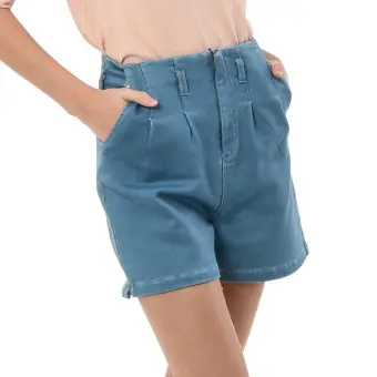 pleated denim shorts