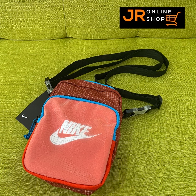 heritage nike sling bag