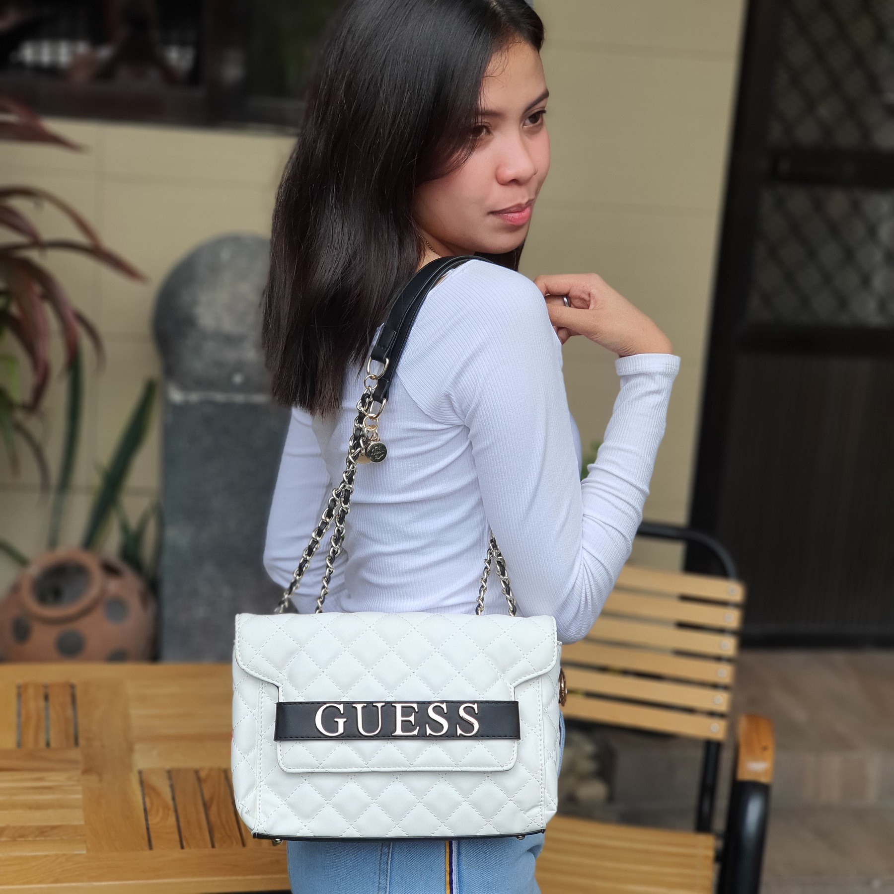 Guaranteed Original Guess Illy Convertible Quilted Leather Chain Strap