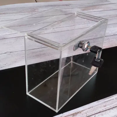 Acrylic Tip Box with lock and key