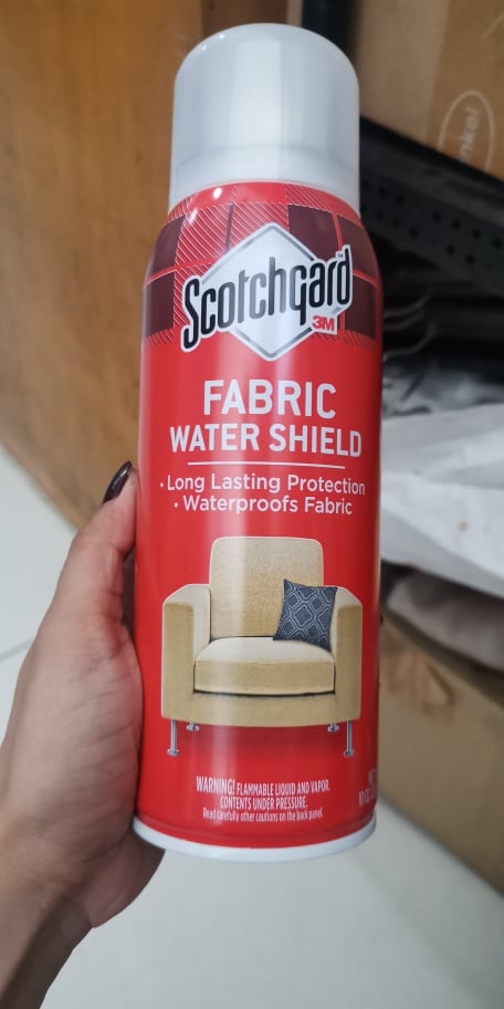 Scotchgard Fabric Water Shield, 10 oz. (Repels Water, Ideal for Couches,  Pillows, Furniture, Shoes & More) | Lazada PH