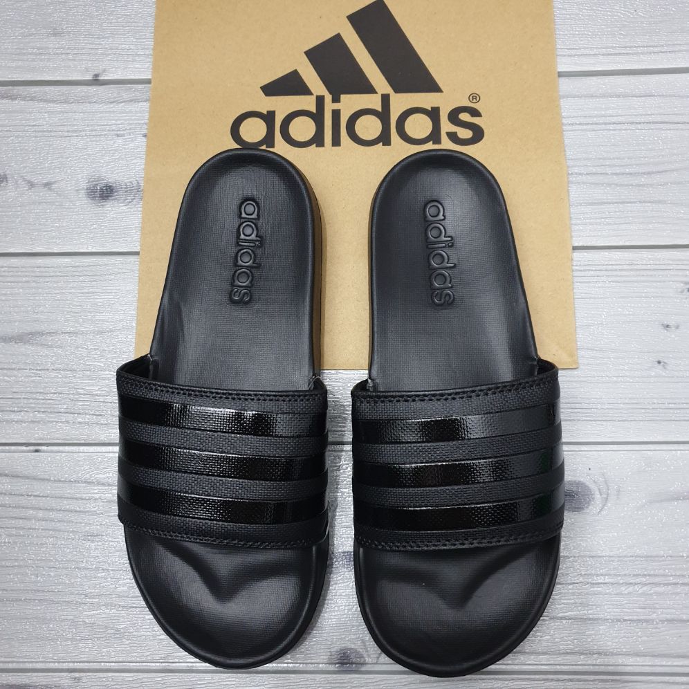 Adidas Adilette comfort slides sandals 