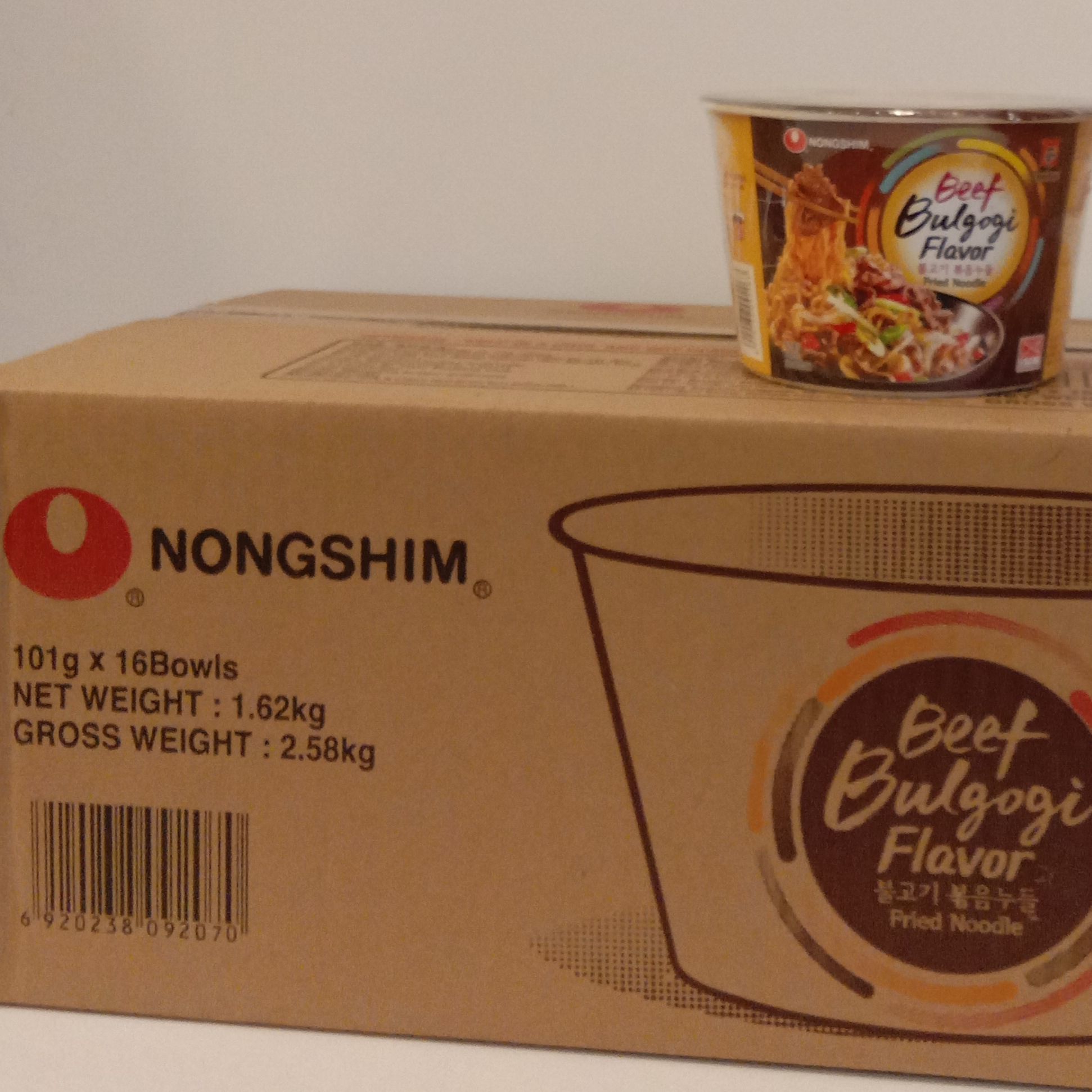 Nongshim Beef Bulgogi Fried Noodles Cup 101g / 16 pcs. (1 Box) Ramyun