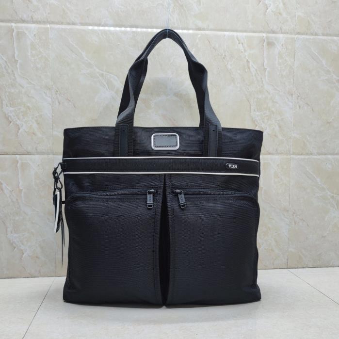 Tumi shop companion tote