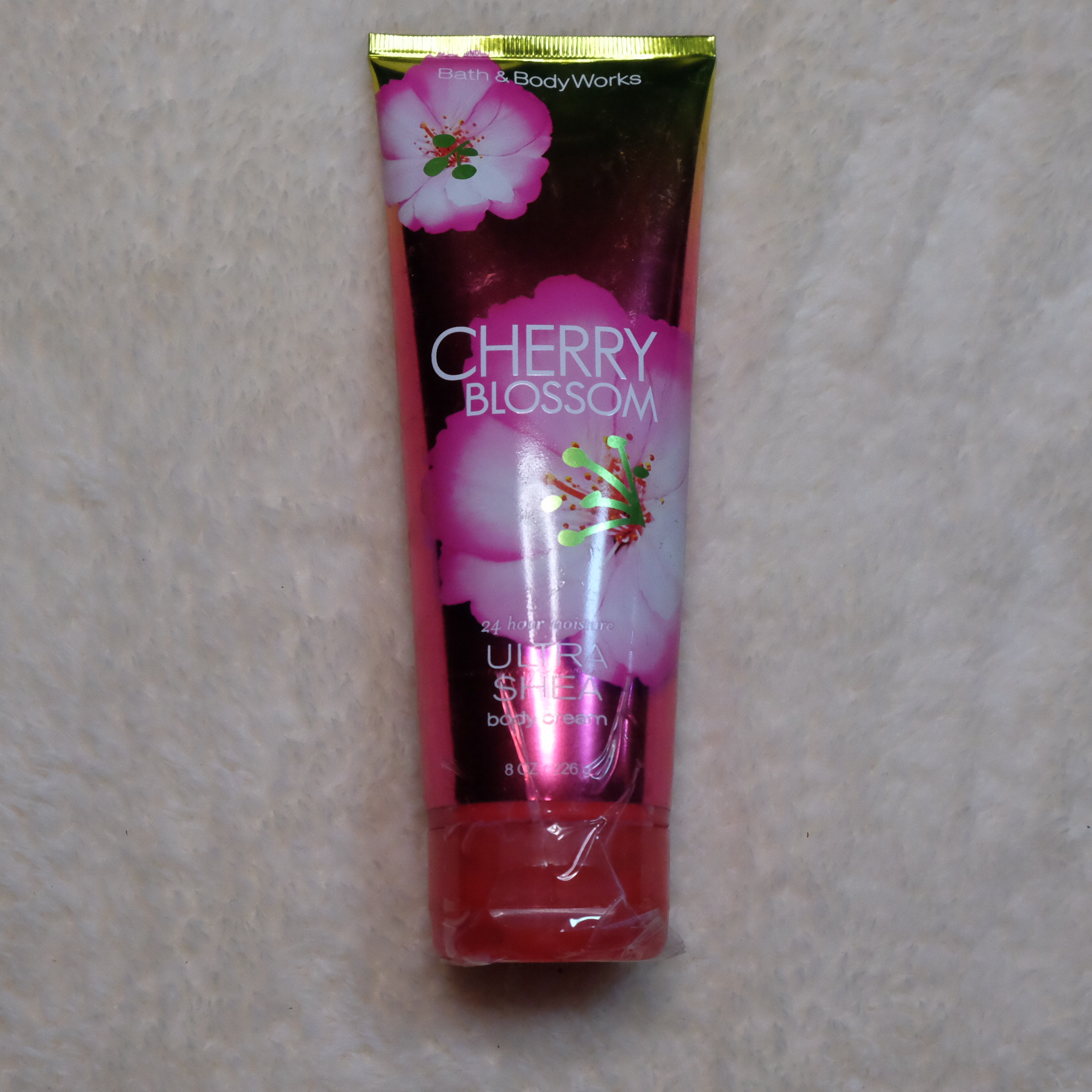 cherry blossom moisturizing cream