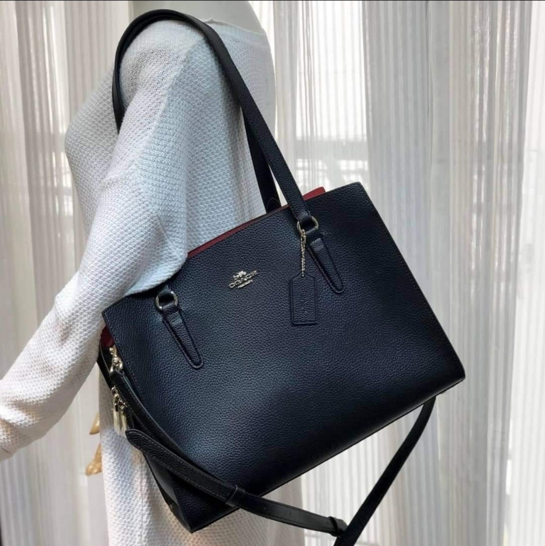 Coach C4078 Tatum Carryall Bag in Black / True Red Double Face Crossgrain  Leather - Women's Tote Bag with Detachable Strap | Lazada PH