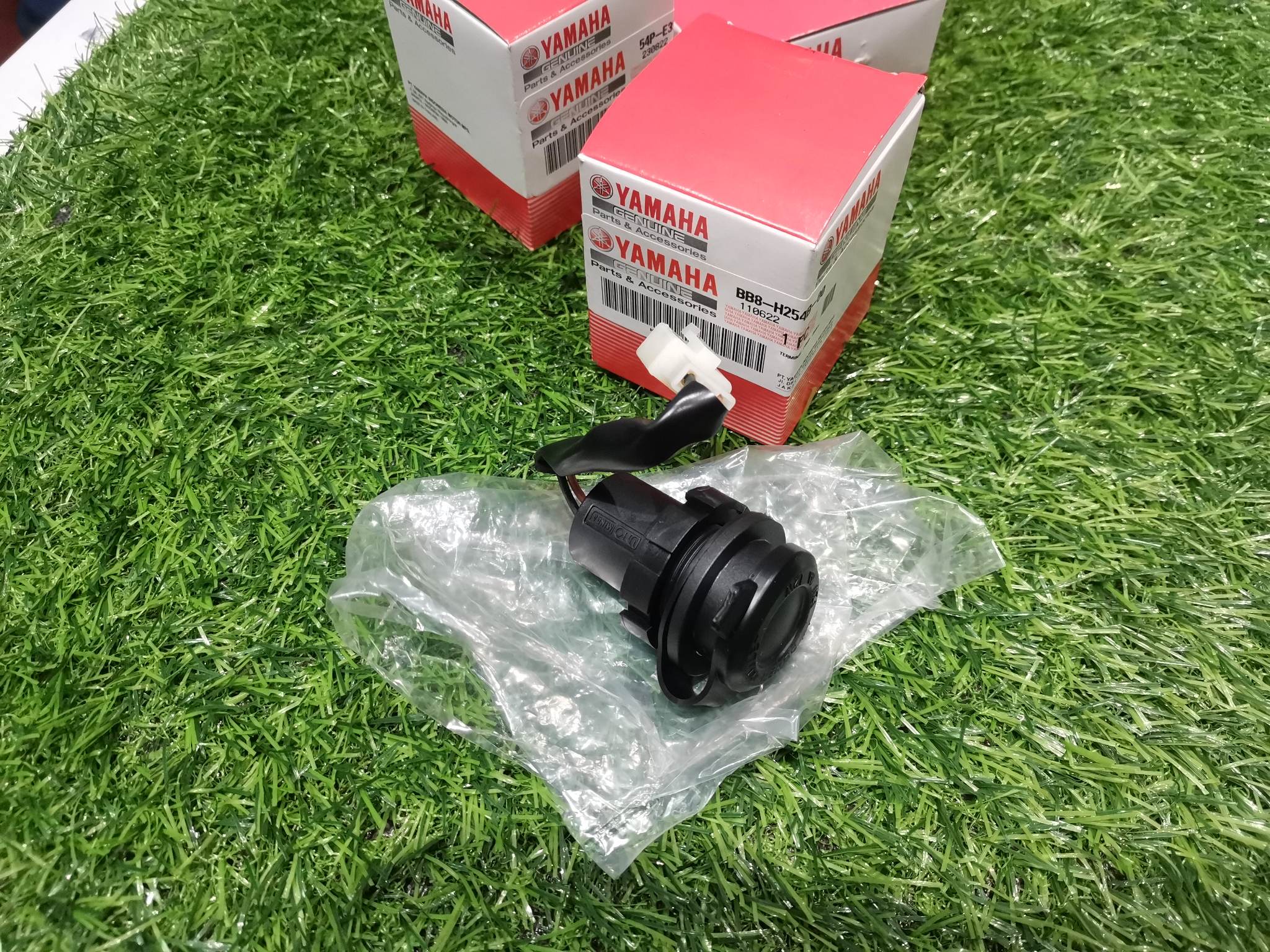 GENUINE YAMAHA TERMINAL COMP FOR AEROX/NMAX Lazada PH