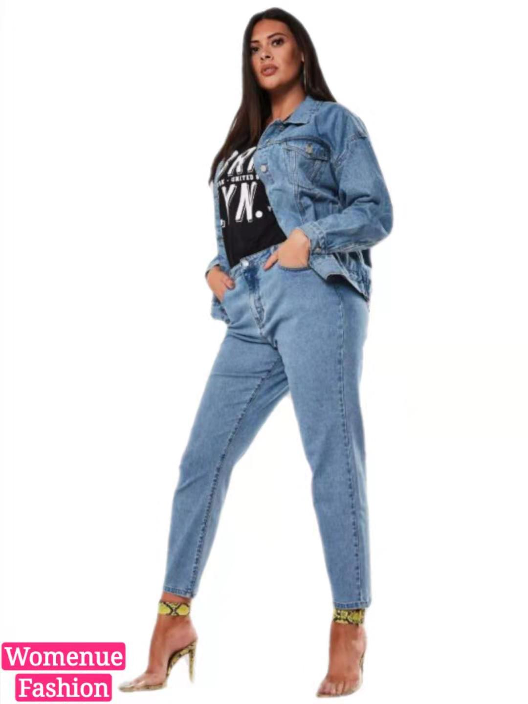 high waisted light wash mom jeans