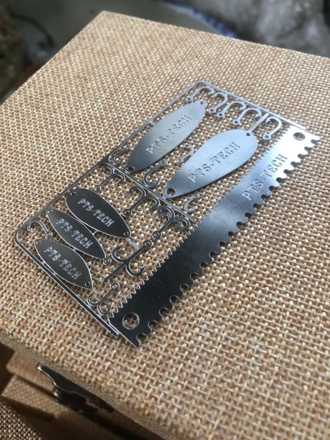 Multifunctional outdoor survival medical card field knife card