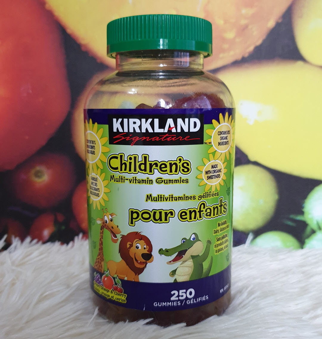 Kirkland Signature Children's Complete Multivitamin 250 gummies from