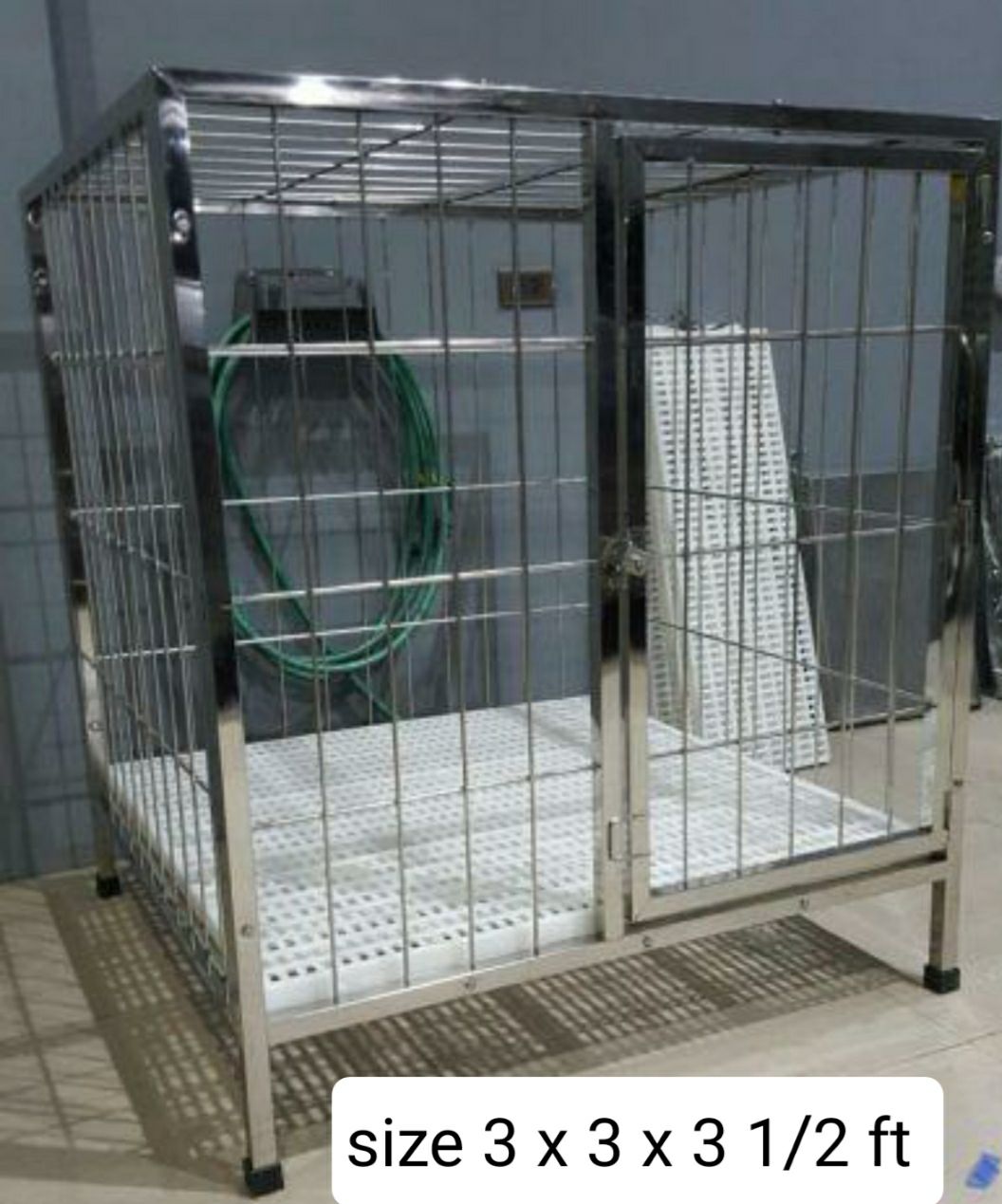 3x3 dog cage