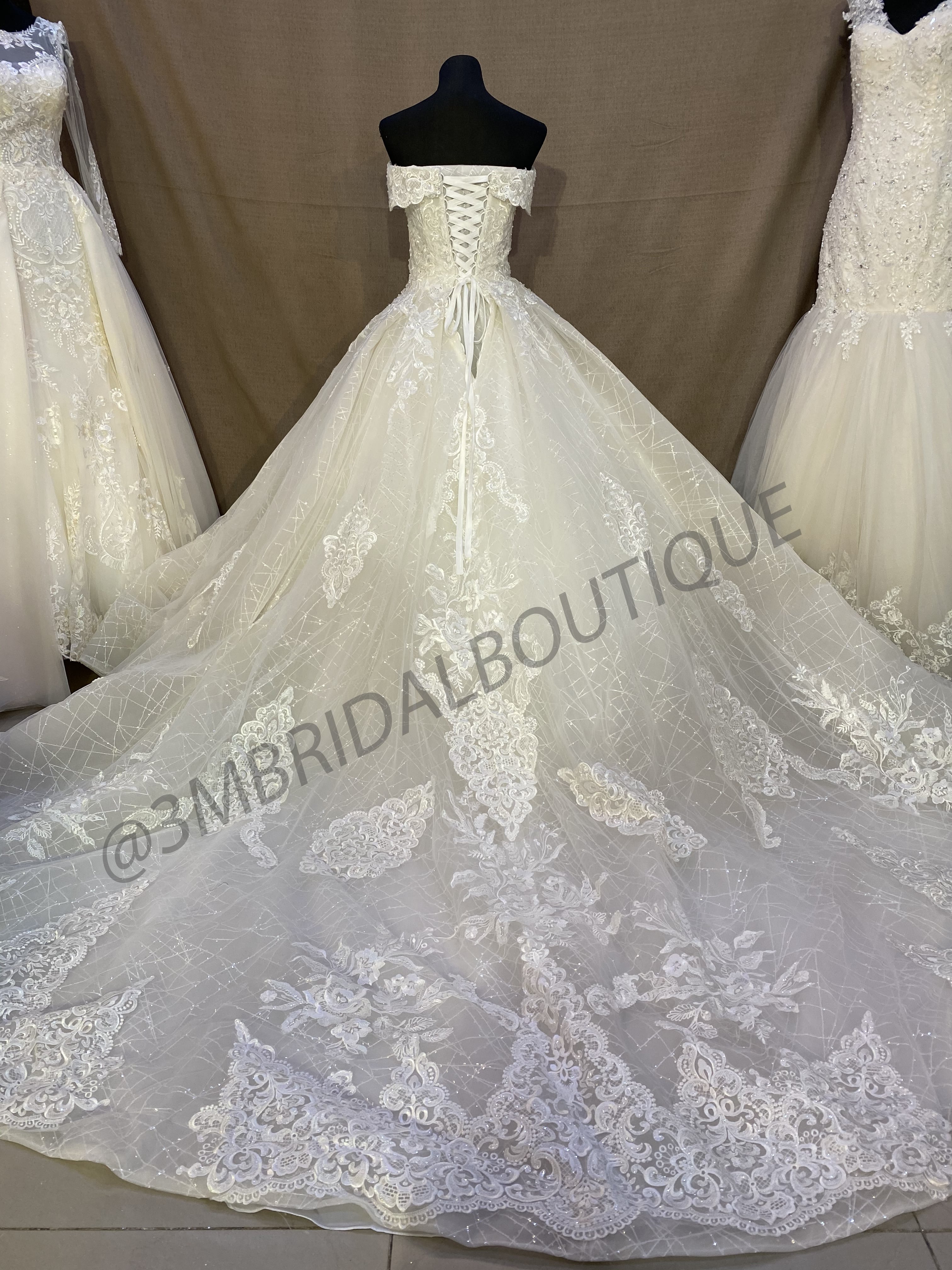 ball gown umbrella cut