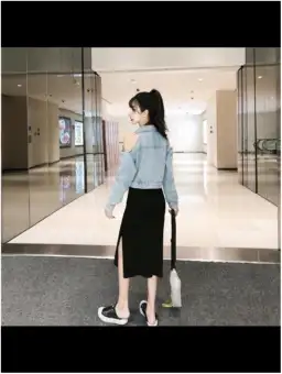 shoulderless jean jacket