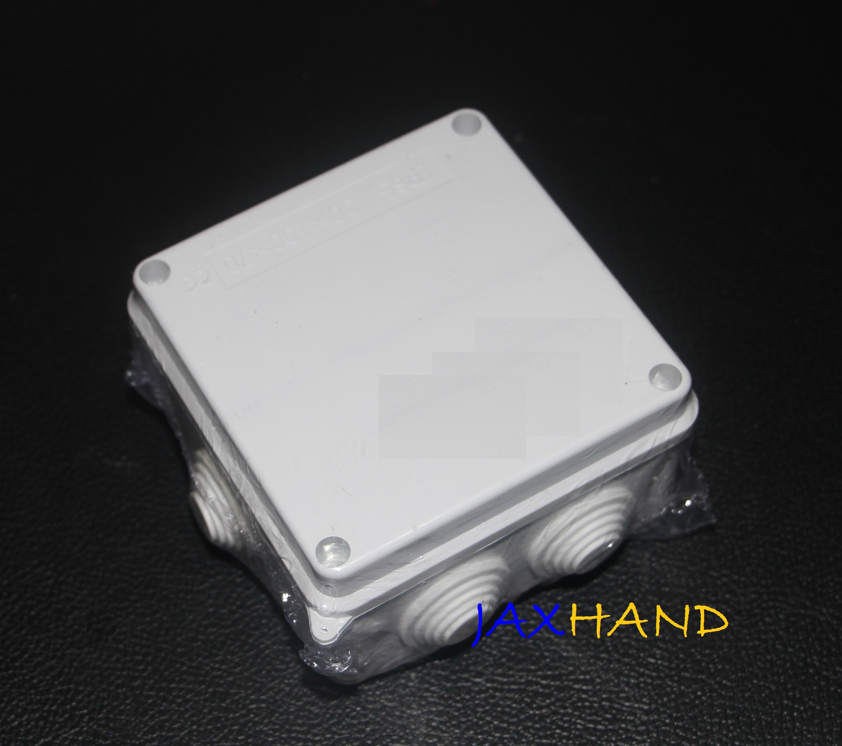 Waterproof Junction Box 100mm x 100mm x 70mm, IP65 / HOUSING CCTV WIRES