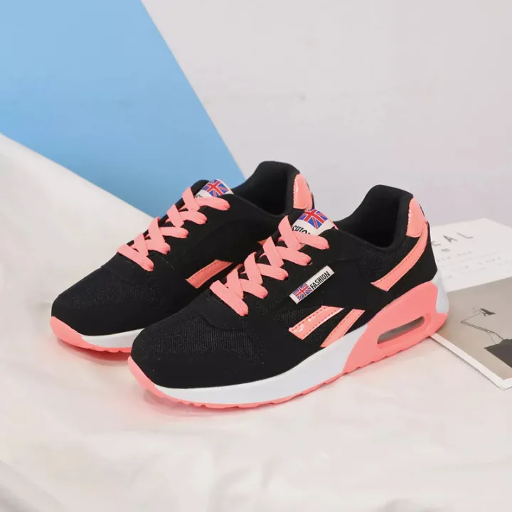 slip on running flat sneakers