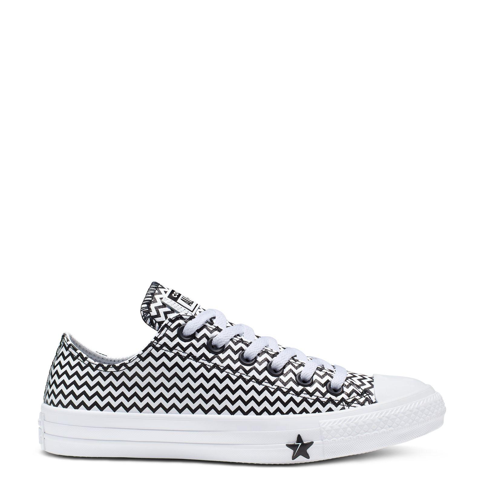 converse black & white