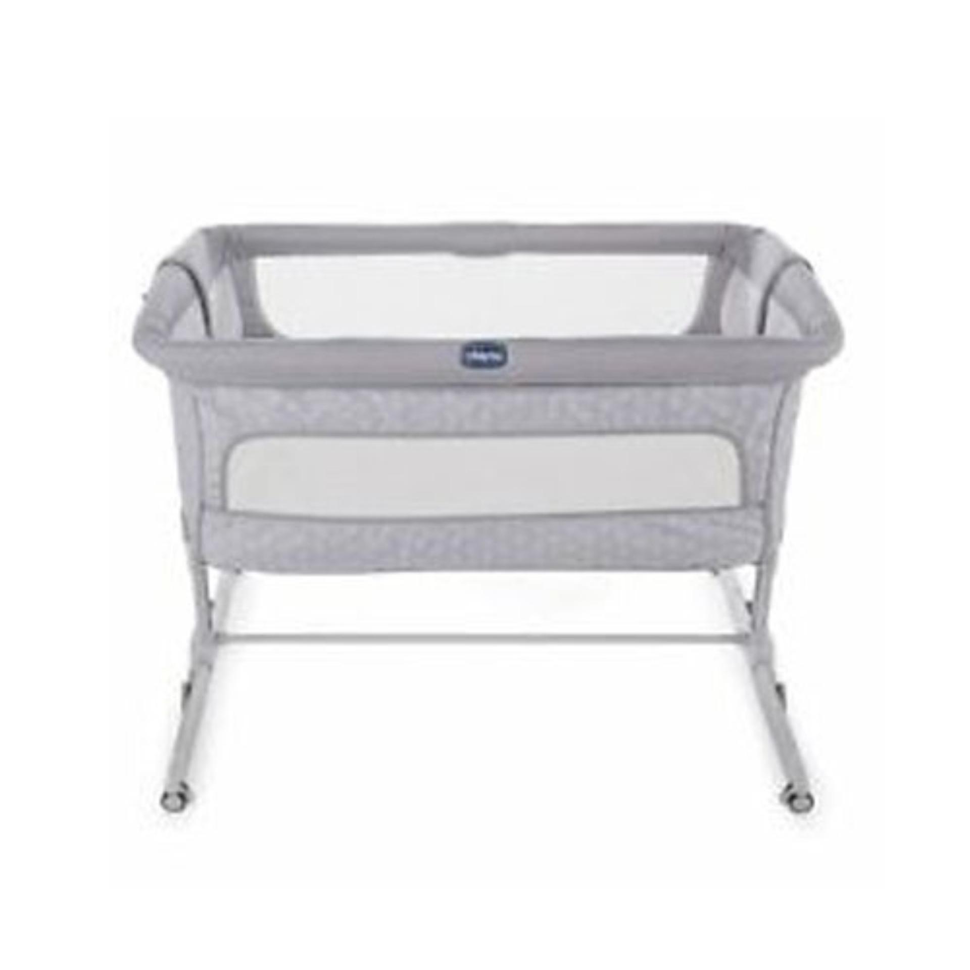 chicco baby cot next to me