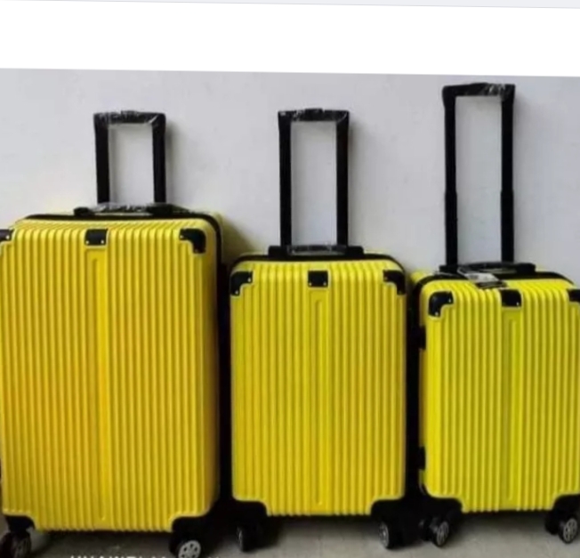 Travelling Luggage hard case 20 inches 24 inches 28 inches 4 wheels