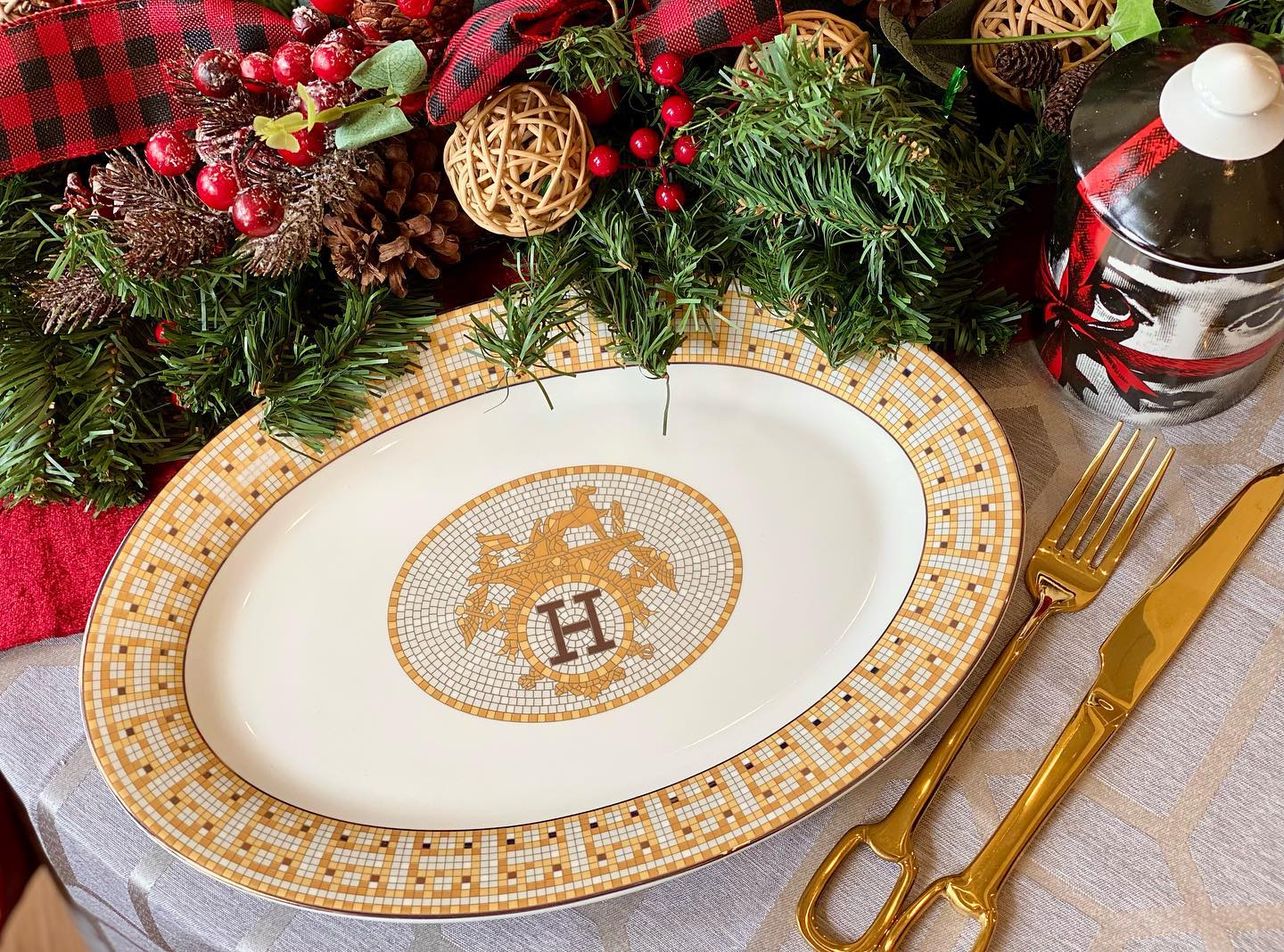 Hermes Oval Plate 12 inches Serving Plate Lazada PH