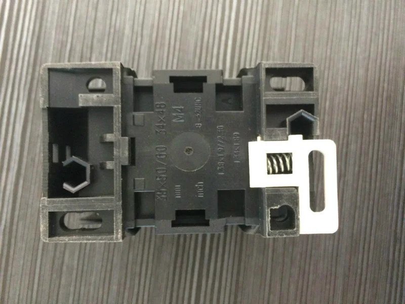 3 Phase Motor Taiwan High Quality AC SDE Magnetic Contactor Relay SC1  Series 40A 3P 3 Pole 1NO coil telemecanique 40 Amp 11 KW 11kw Max 3 NO Main  Contact + 1