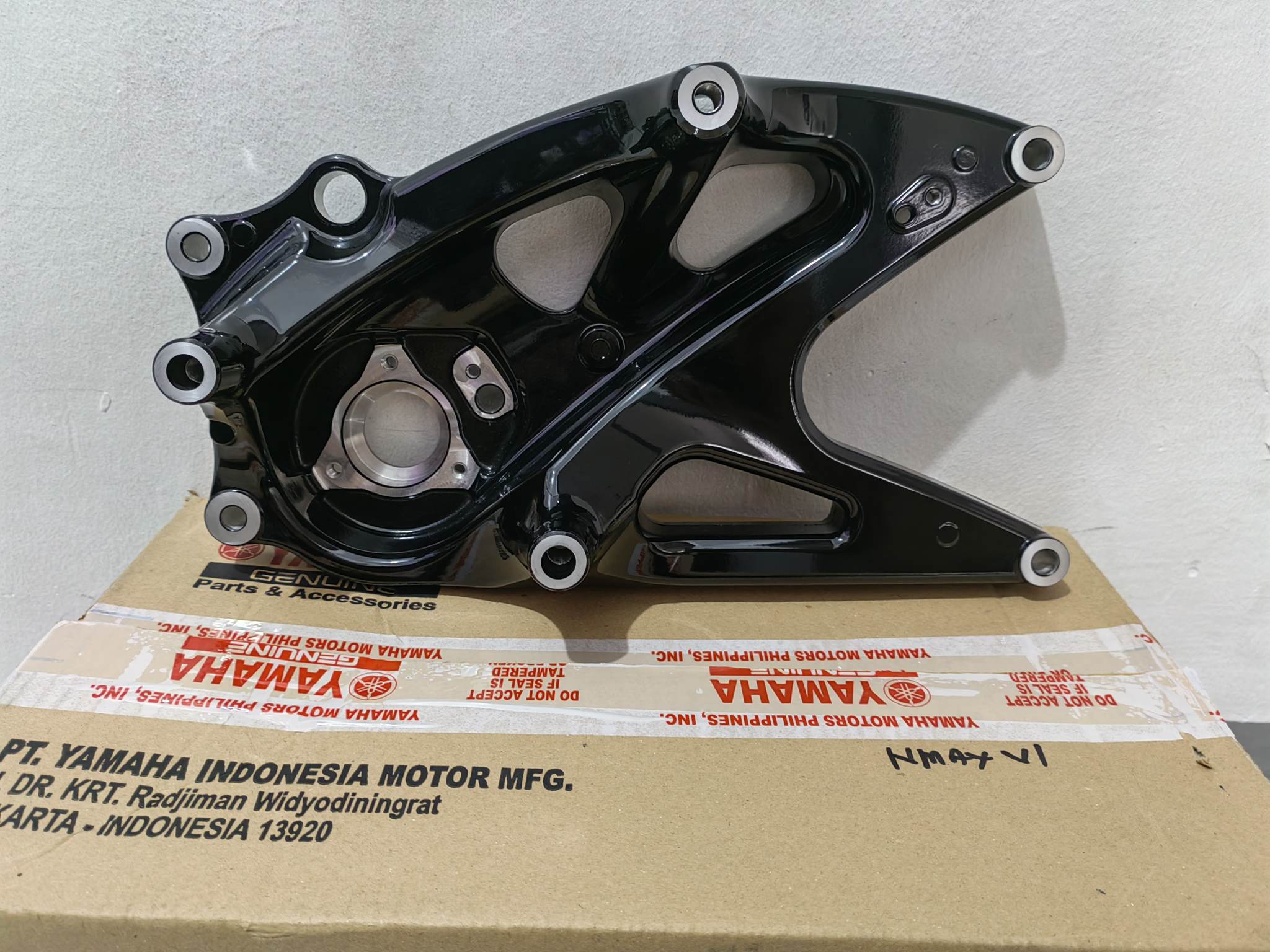 YAMAHA SWING ARM NMAX V1 / V2 Lazada PH