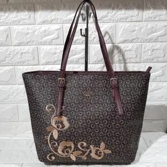 guess embroidered bag