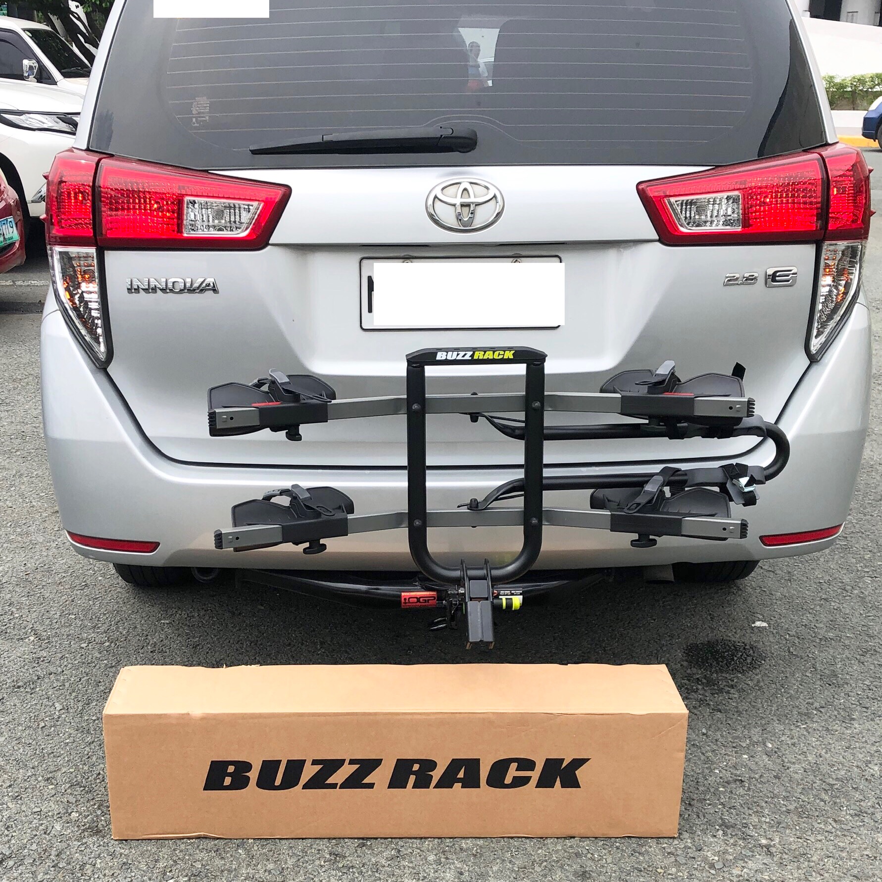 All new buzzrack buzzybee h2 with towhitch receiver for toyota