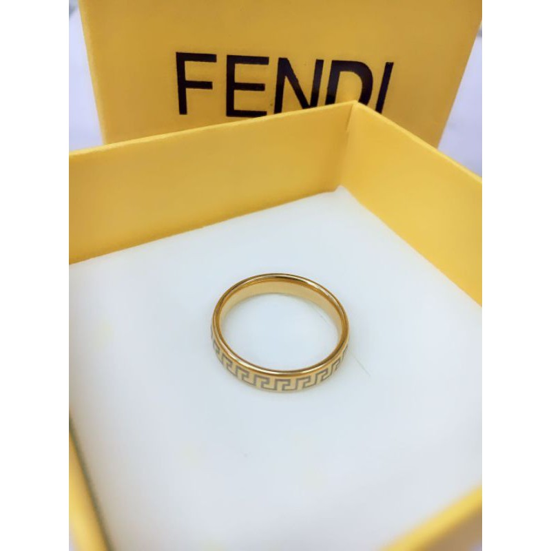 Fendi Ring with box Men's and Women's Accessories Lazada PH