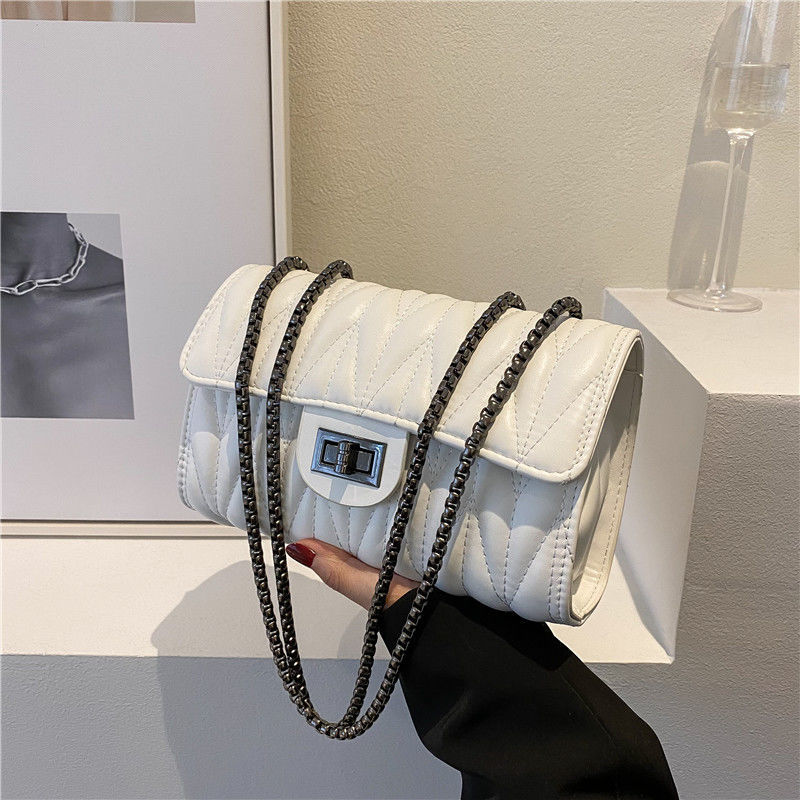 High Quality Lingge Small Square Bag for Women 2023 New Fashion Versatile Chain Small Square Bag Single Shoulder Crossbody Bag