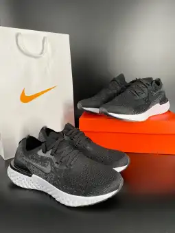 mens white running shoes