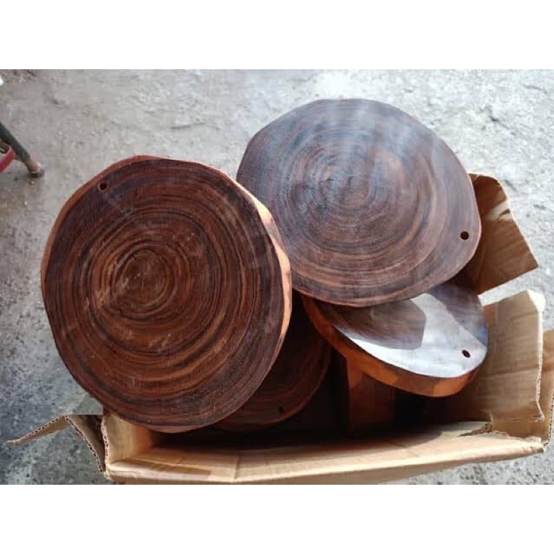 ROUND CHOPPING BOARD MADE FROM MAGKONO WOOD Lazada PH
