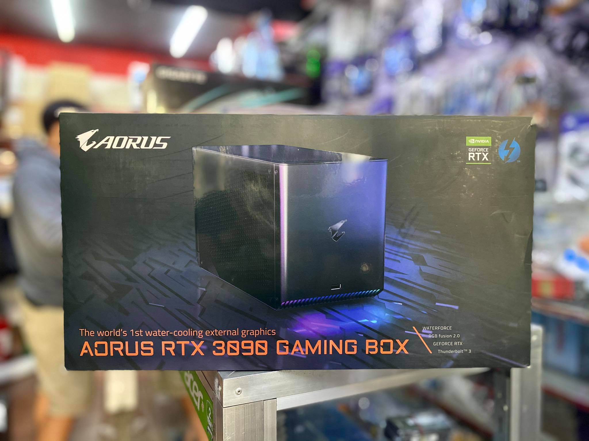 GIGABYTE AORUS RTX 3090 Gaming Box eGPU, WATERFORCE All-in-One