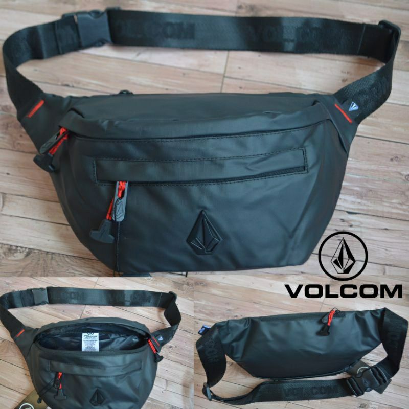 Volcom Patch Attack Travel Bag In Glacier Blue - FREE* Shipping & Easy  Returns - City Beach United States