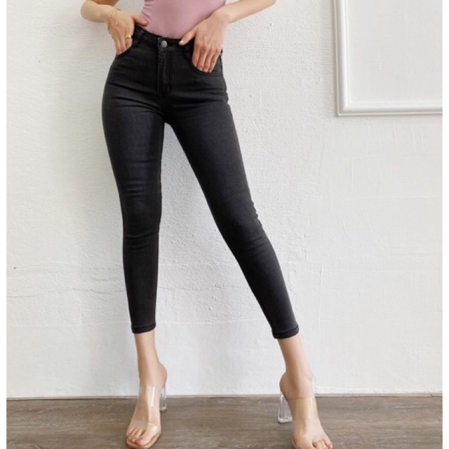 super high waisted jeans with belt loops