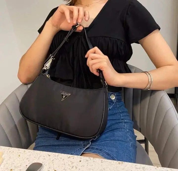Guess shoulder bag price Clearance