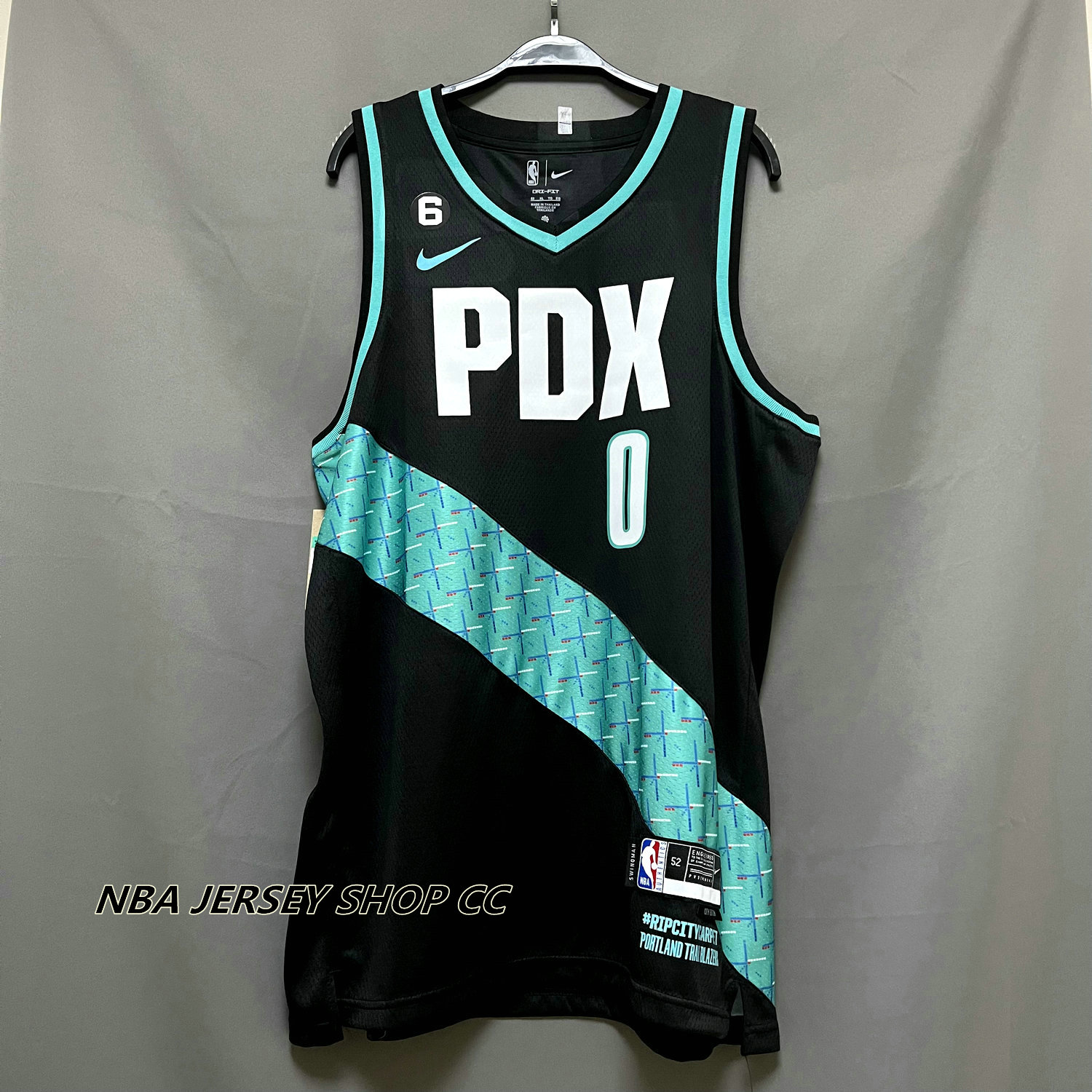 Portland Trail Blazers Icon Edition 2022/23 Nike Dri-Fit NBA Swingman Jersey - Black, S