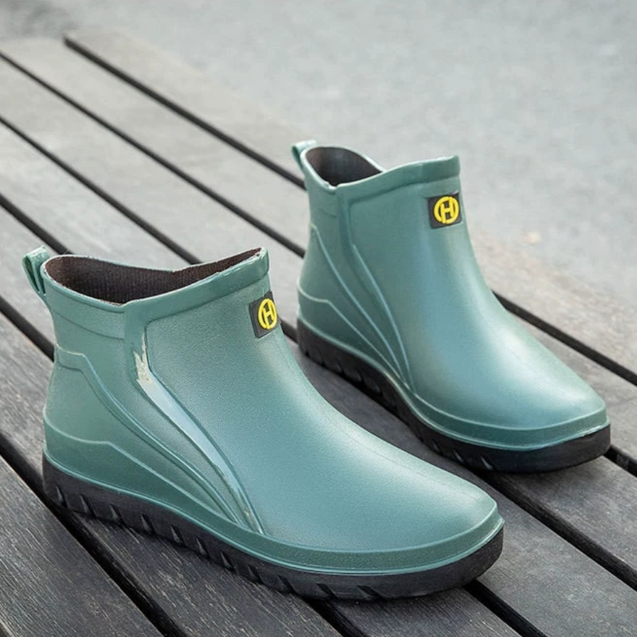 COD Men's Rain Boots Waterproof Shoes Outdoor NoSlips Rubber Good