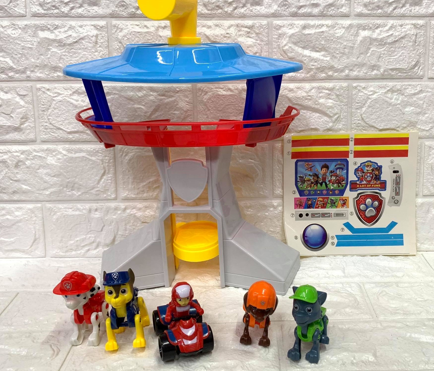paw patrol light and sound lookout tower