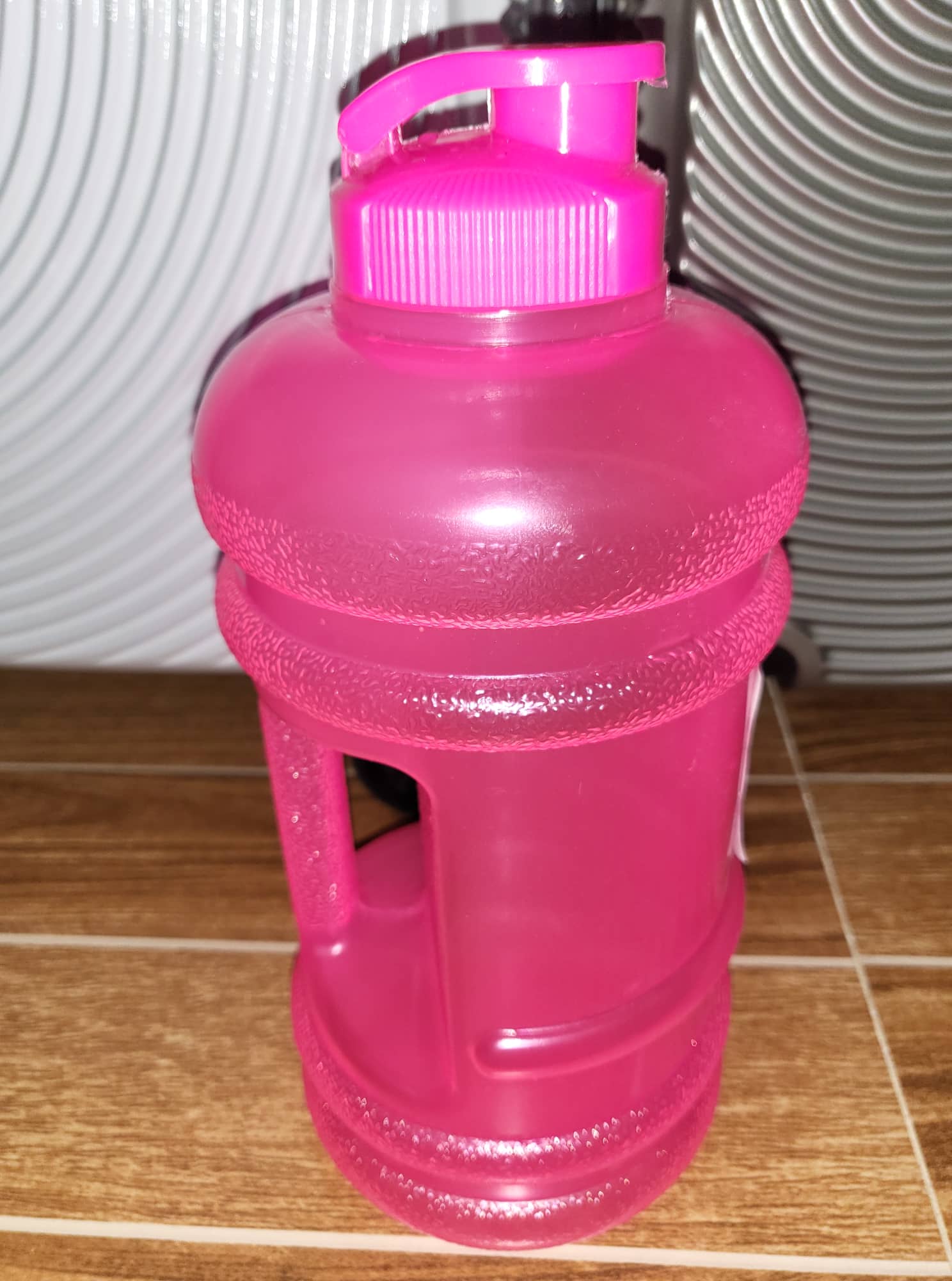 JUMBO 2.2L sports water jug / liquid bottle / tumbler BPA free 2.2