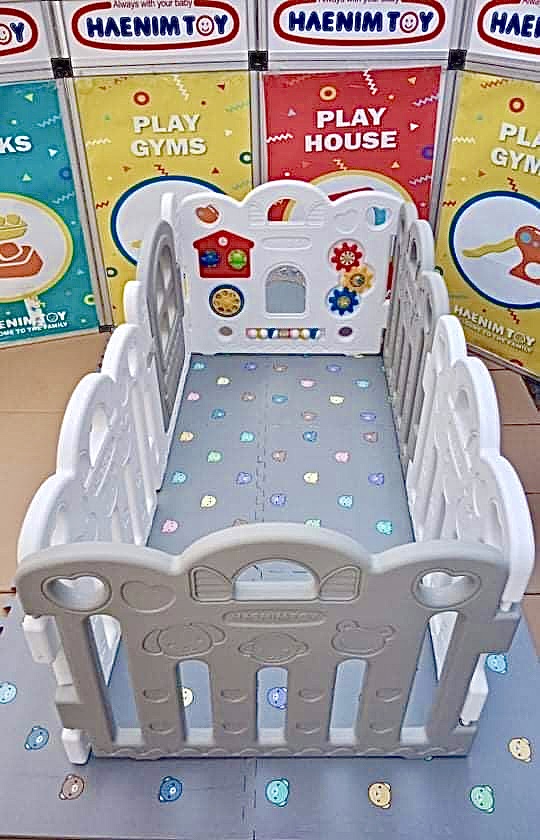 6 Panels Petite Playpen/ Playyard / Safety gate/ safety fence with XL