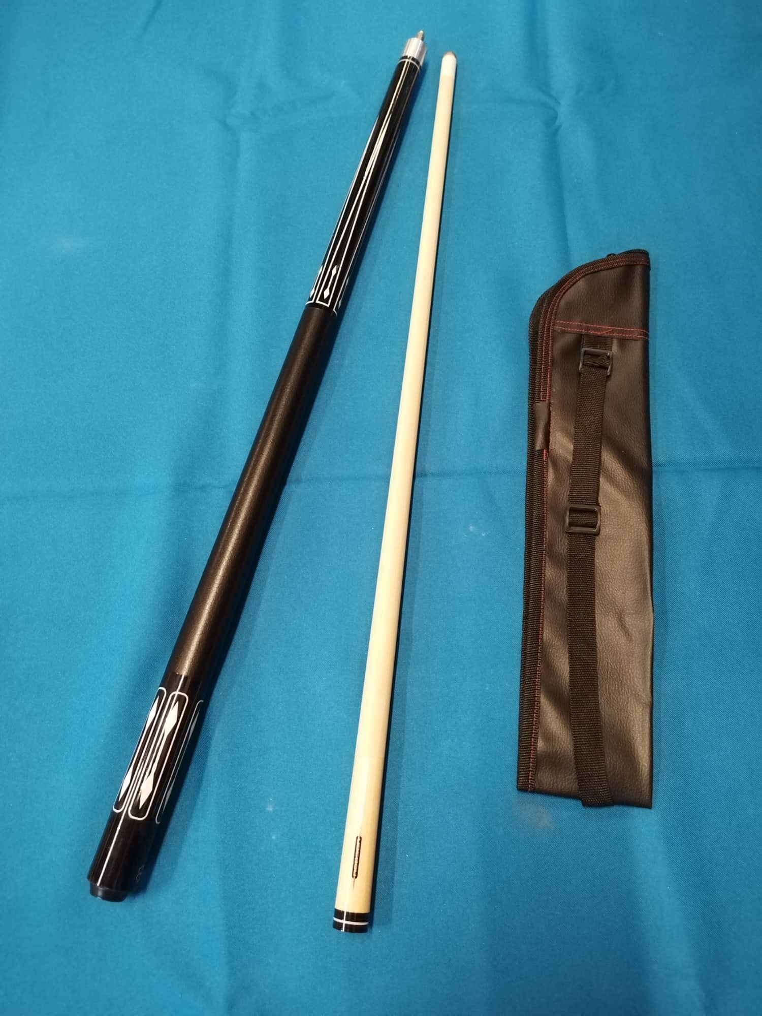 1 PC. ROBSON CUE STICK BLACK WITH FREE SOFTCASE/TAKO NG BILYARAN/GAMIT