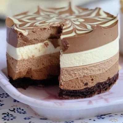 Dolci- Tricolad Cake